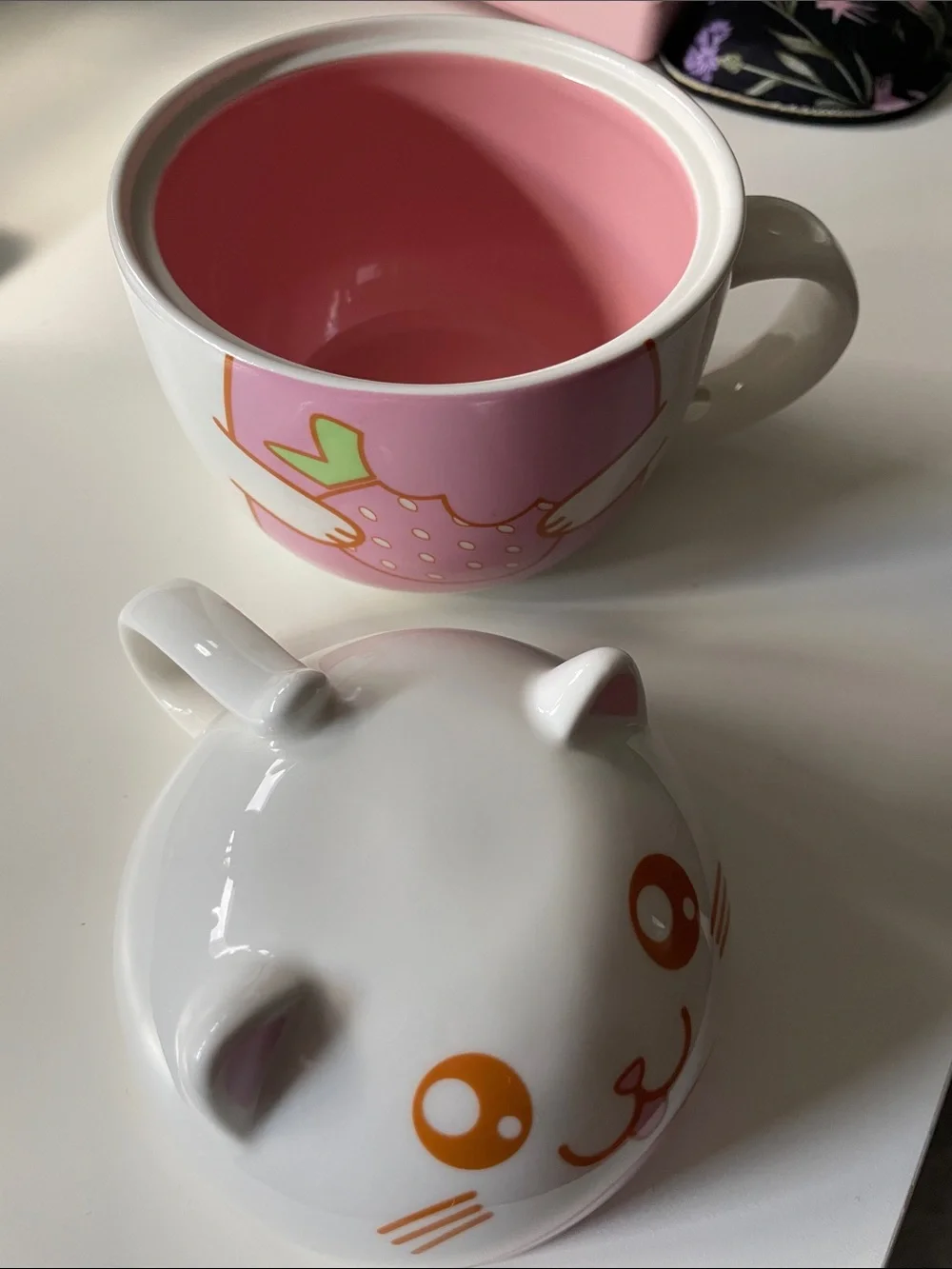 Stunned Mind Strawberry Kitty Cat Mug Pink White Kawaii Coffee Tea Cup Ceramic